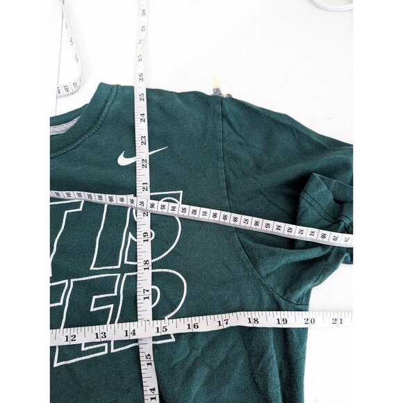 Nike Best is Better Womens Regular Fit Green Crewneck T shirt Medium - Picture 3 of 3